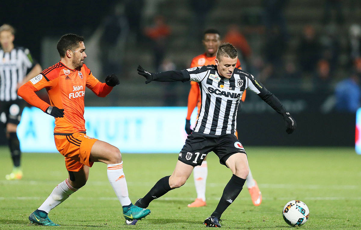 关于南特客场大胜，稳固中游位置的信息