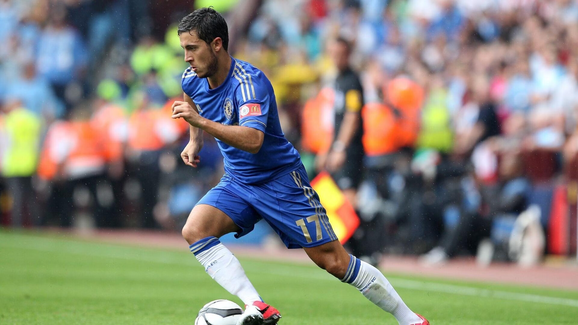 欧文赛后谦逊发言登热搜，北京首钢小胜丹佛掘金引发热议